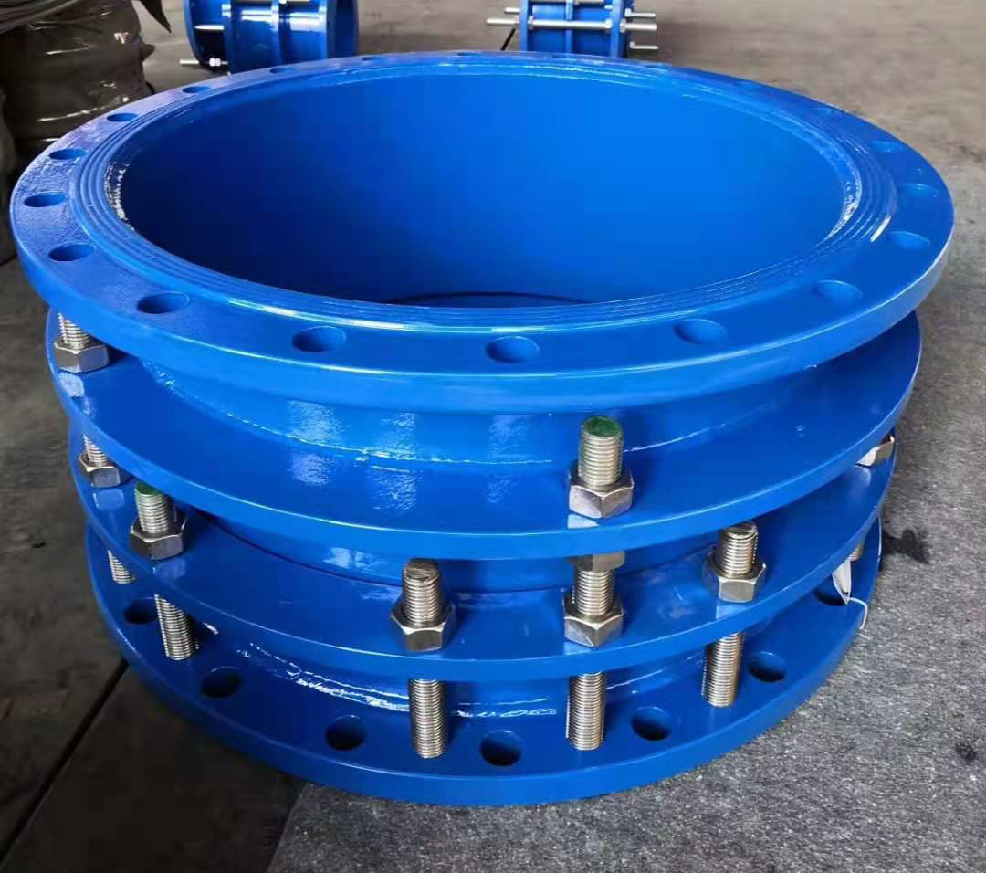 伸缩器